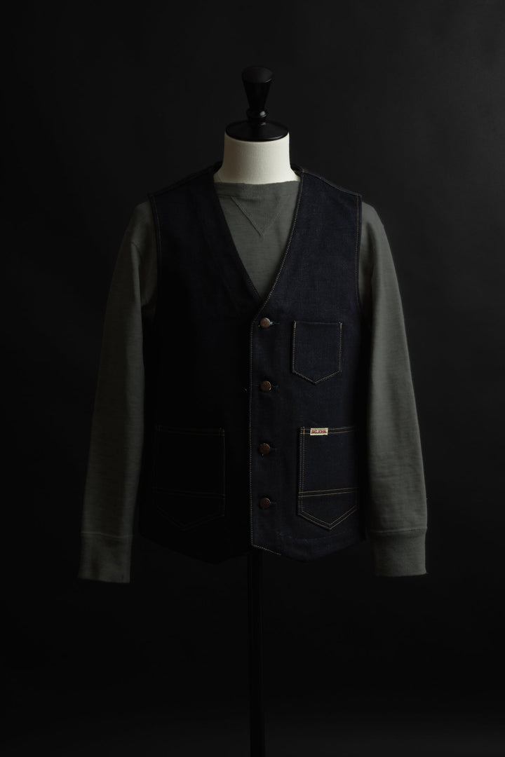 M602G 23oz Vest front