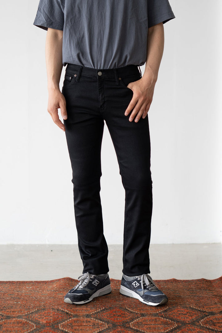 BJM305F Skinny Black front