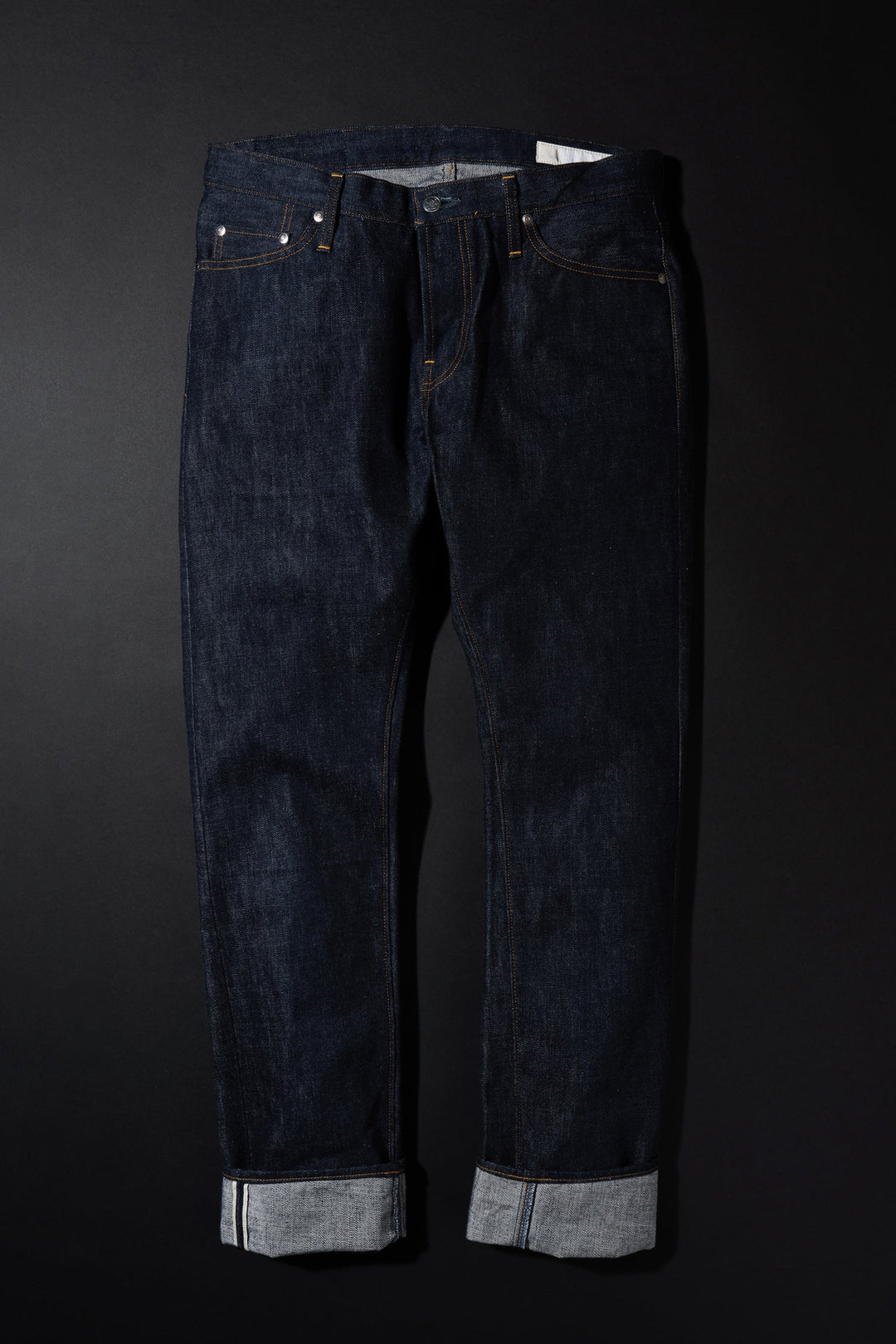 R009 RARE Slim styling
