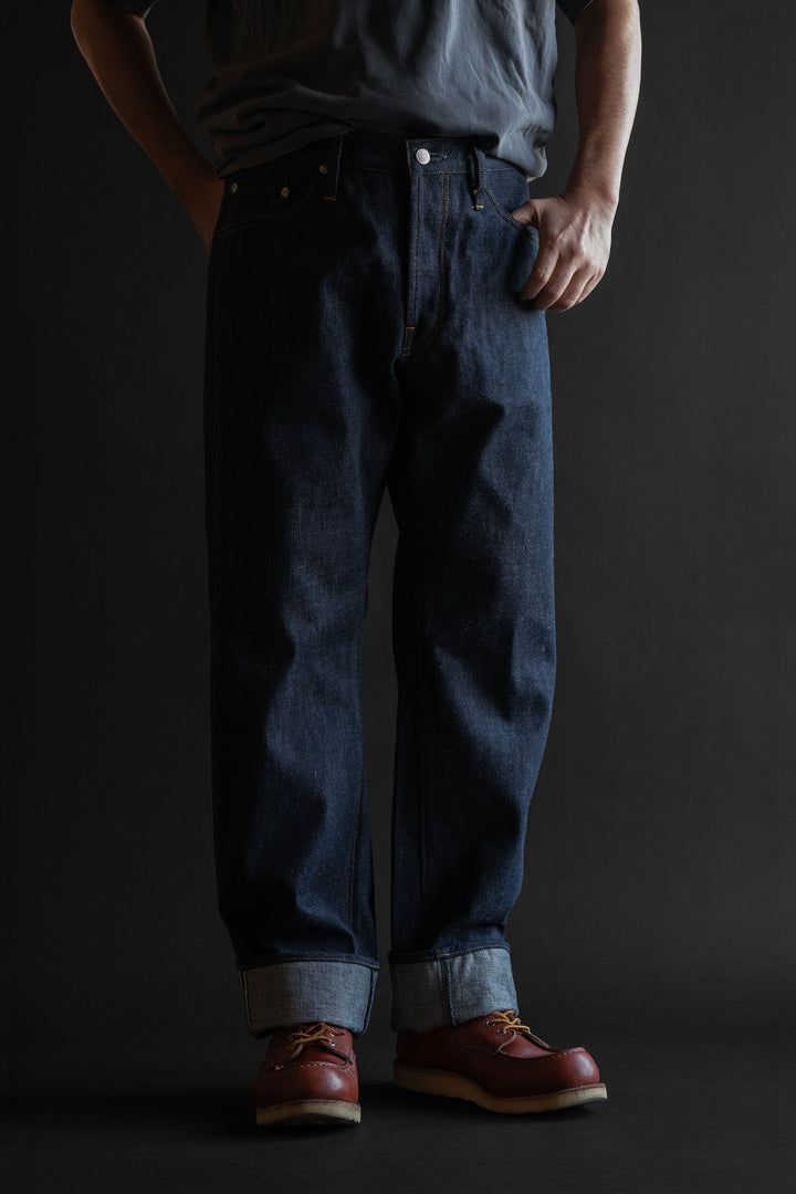 R008 RARE Jeans front