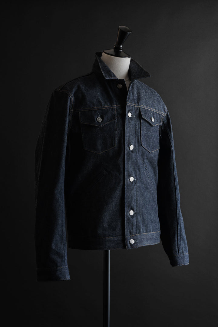 R609 RARE Jacket front