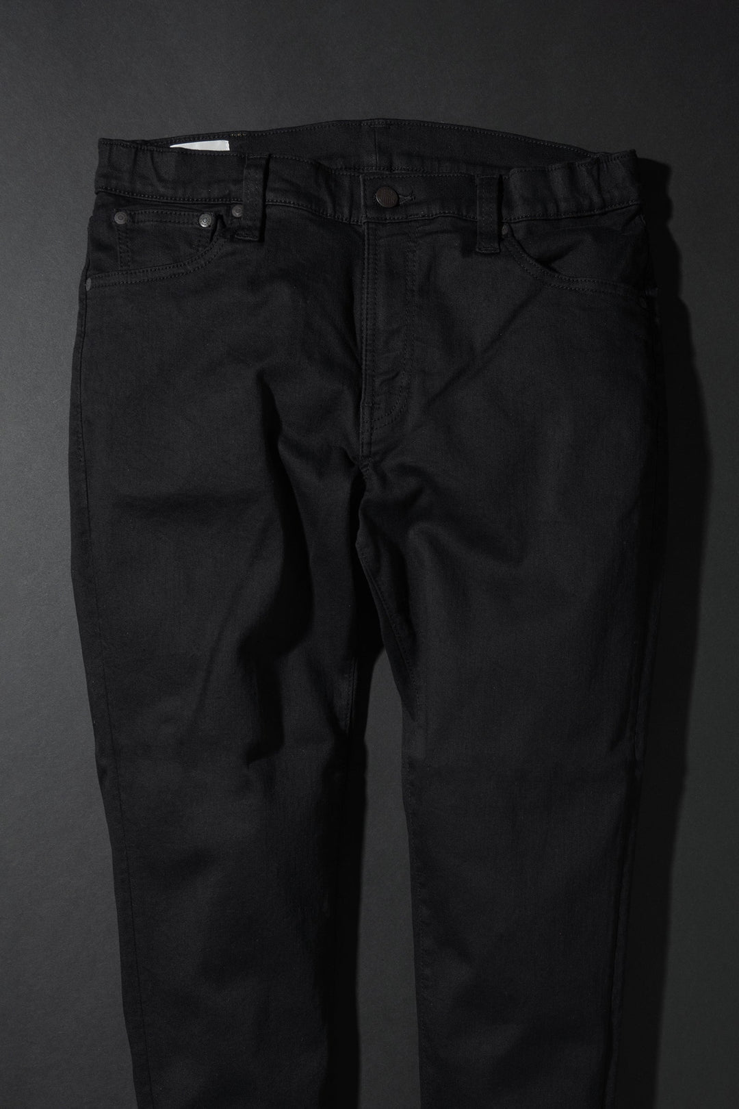 MMM134J Black back