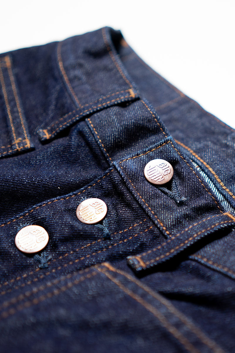 MH402B button detail